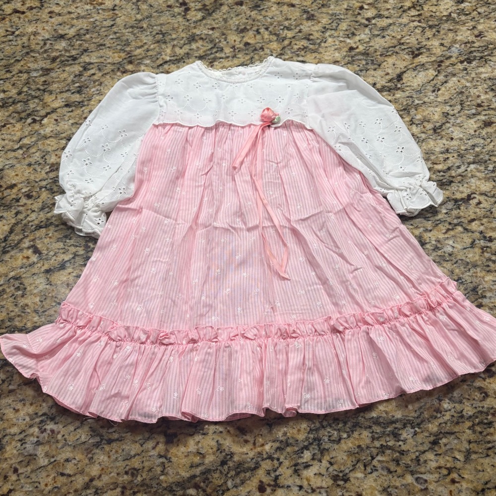 Vintage Girls Pink White Eyelet Lace Striped Floral Ruffle Dress Rosebud Accent